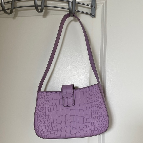 PrettyLittleThing Lilac Croc Buckle Front Shoulder Bag | Purple Purse - Picture 6 of 15